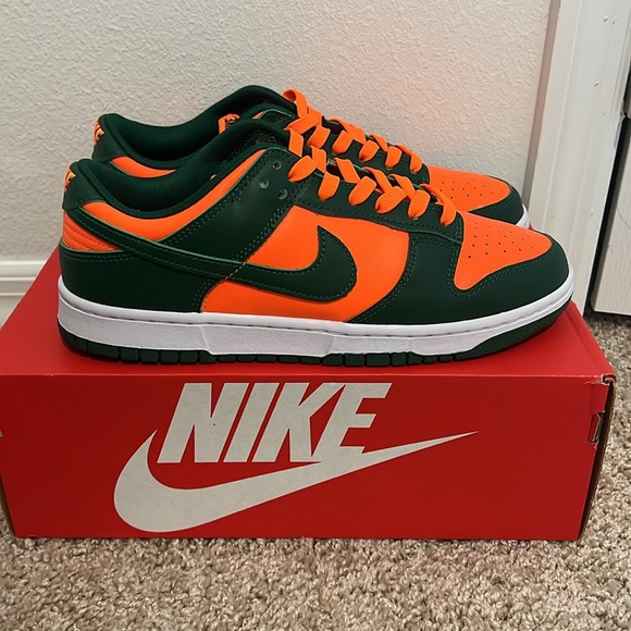 Nike dunk low retro